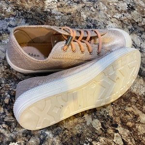 Pink Madden Girl Slip-On Sneakers